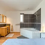 Plain-pied Avec Piscine
