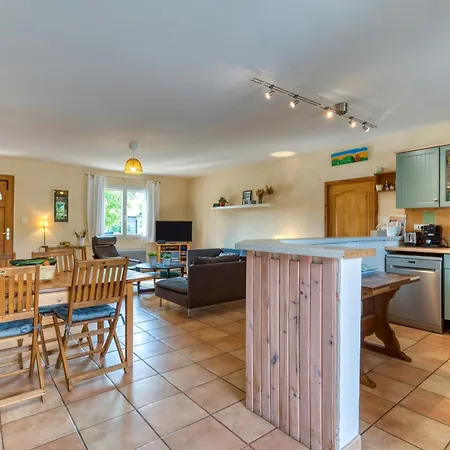 Plain-pied Avec Piscine Tatil Evi Octon