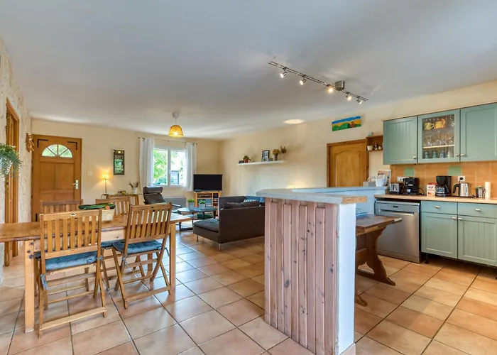 Plain-pied Avec Piscine Tatil Evi Octon